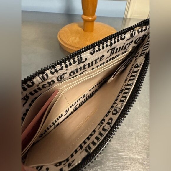 Juicy Couture Goth Stat Blk Peek a Bow wristlet - Picture 3 of 9